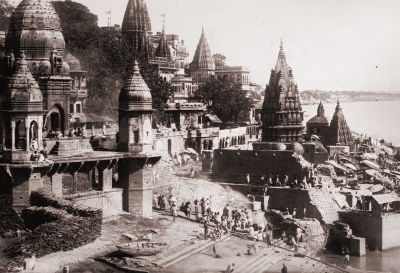 The Ghats at Benares, 1922 (Public Domain Image)