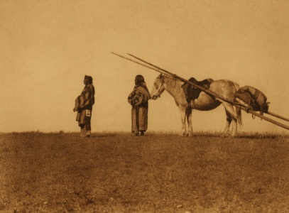 A Travois-Blackfoot photography by Edward Curtis [ca. 1900] (Public Domain Image)